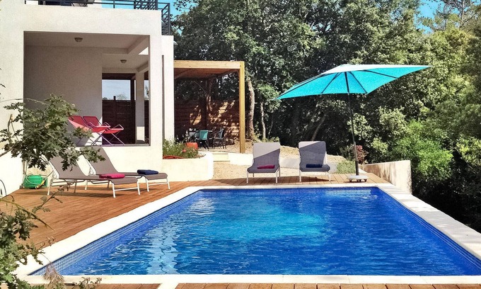 Vins-sur-Caramy House | 3 bedroom accommodation in Vins-Sur-Caramy