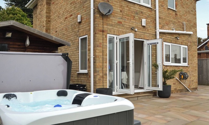 Bridlington Cottage | 3 bedroom accommodation in Bridlington