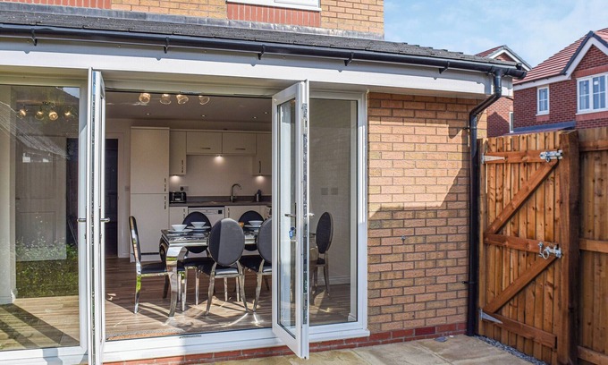 Blackpool Cottage | 3 bedroom accommodation in Blackpool