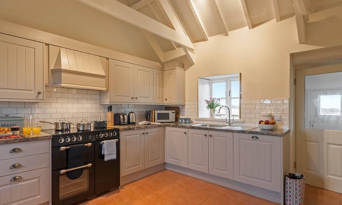 St Brides Cottage | 3 bedroom accommodation in Whitesands, near St Davids
