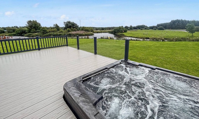 Annan Cabin | 3 bedroom accommodation in Annan