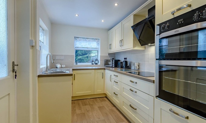 Boston Cottage | 3 bedroom accommodation in Wrangle, near Boston