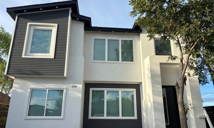 McAllen Apartment | 3 Bedroom apartment located in Mcallen TX next to LA Plaza Mall & Airport