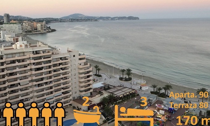 Calpe Apartment | 3 BEDROOM APARTMENT WITH SPECTACULAR VIEWS TO THE BEACH AND MOUNTAINS