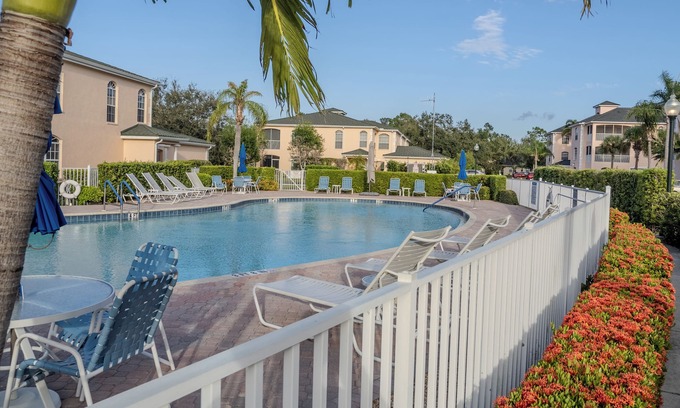 Venice Condo | 3-bedroom condo in lovely Venice. Your home away from home.