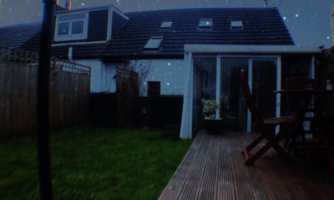 Girvan Cottage | 3 bedroom cottage, sleeps 6 people