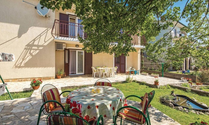 Bezjaki Apartment | 3 bedroom cozy apartment in Viskovo