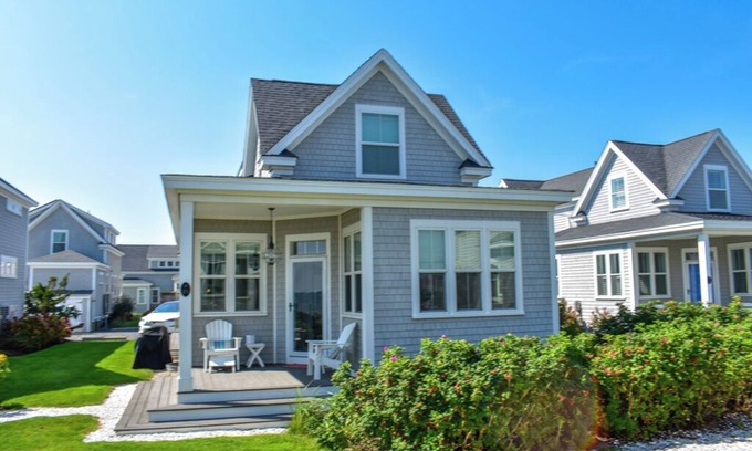 Dennis Port Condo | 3 bedroom free standing condo located in sought after Heritage Sands!