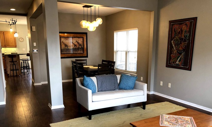 Holy Cross House | 3 bedroom house with the best of Indy a walk away