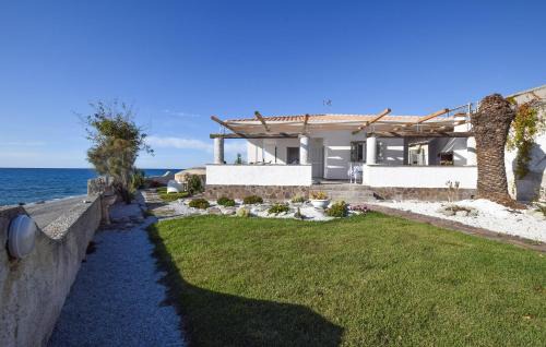 Gizzeria House | 3 Bedroom Lovely Home In Gizzeria Lido