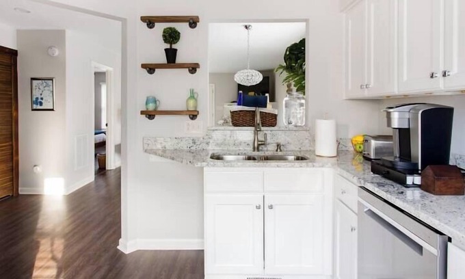 Northeast Raleigh House | 3 Bedroom Luxury House Near Downtown Raleigh