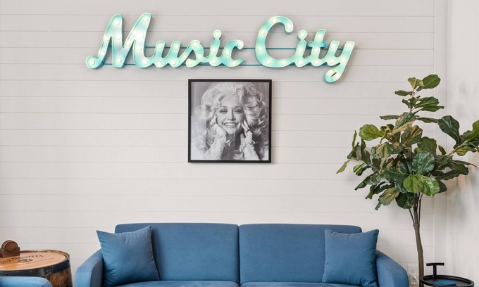 Nashville House | 3-Bedroom Luxury Townhome in East Nash with Garage, EV Charger + Dog-Friendly