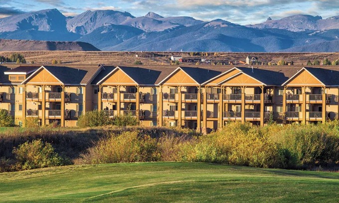Grand Elk Ranch Condo | 3 Bedroom Presidential Condo, Sleeps 10, Kitchen, Rocky Mountain Preserve Resort