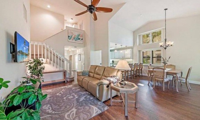 Burning Tree Villa | 3-bedroom villa in exclusive Bonita Bay 2500+ sq ft,