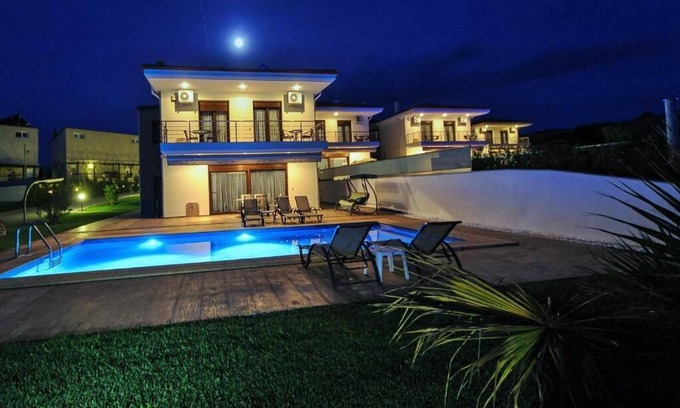 Haniotis Villa | 3- Bedroom Villa with private pool, close to sandy beach! Pet-Friendly!