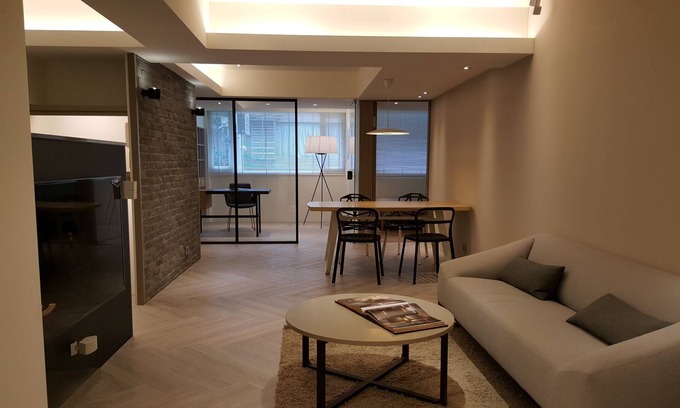 Daan Apartment | 3 Bedrooms+1 Study +3 Bathrooms (Near Taipei 101 & MRT) Home Isolation is OK
