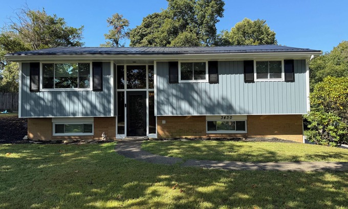 Elrama House | 3 bedrooms, 3 full baths, game room, backs up to the woods - peaceful & cozy!