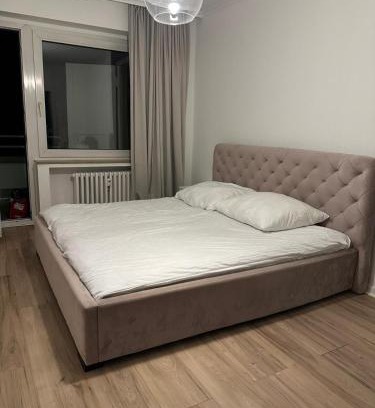 Golzheim Apartment | 3 BR City Apartment near Messe Düsseldorf