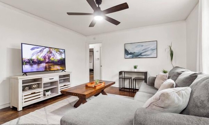 North Little Rock House | 3 BR Fully Fenced Park Hill Home