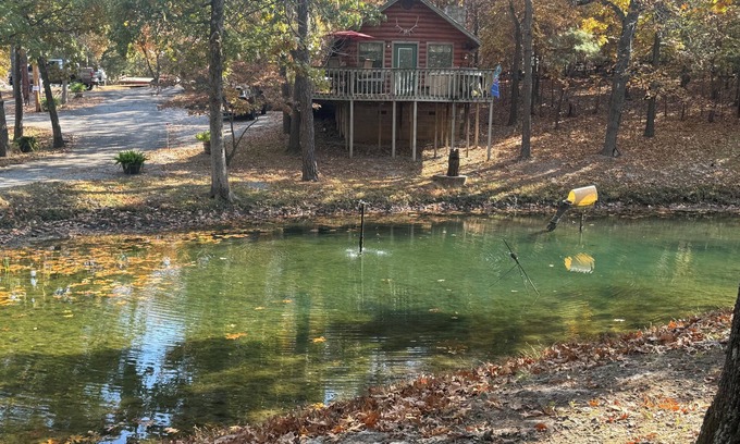 Afton Cabin | 3 Crosslake ROMANTIC Log Cabin in the woods. Hot Tub & Wood Burning Fire Place.