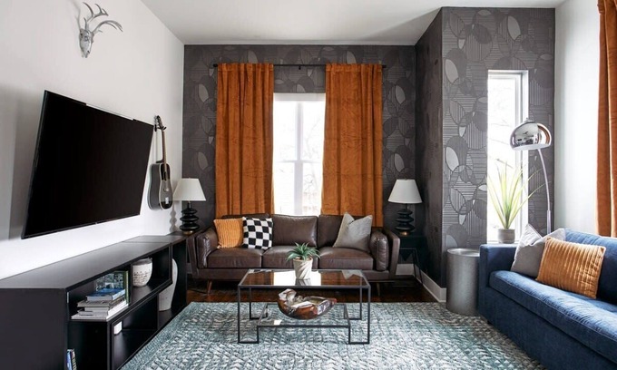 Hillsboro West End House | 3 Homes, 12 bedrooms, Patio City Views & Nightlife