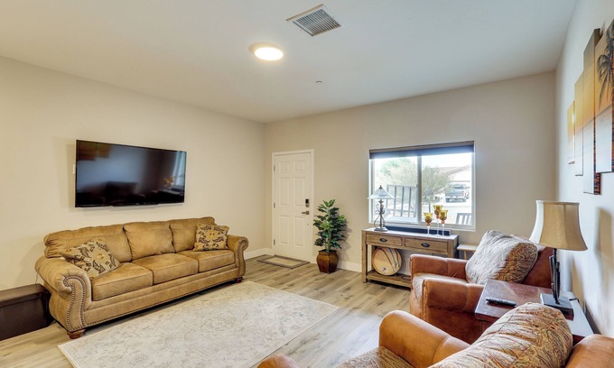 Lake Havasu City Condo | 3 Mi to Lake Havasu: Condo w/Mountain & Lake View