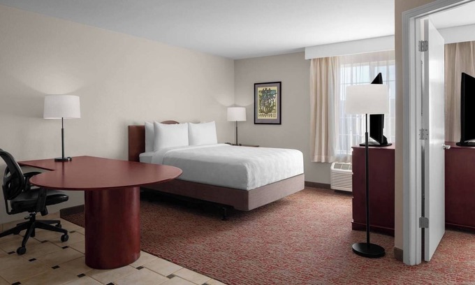 Arden-Arcade Hotel | 3 Pet-Friendly Suites Near Cal State Sacramento – Perfect for Relaxation