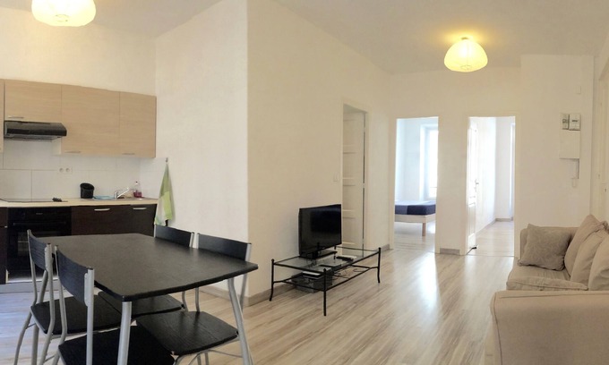 Vernier Apartment | 3-room apartment close to everything [ INTERNATIONAL TOURIST ZONE ]