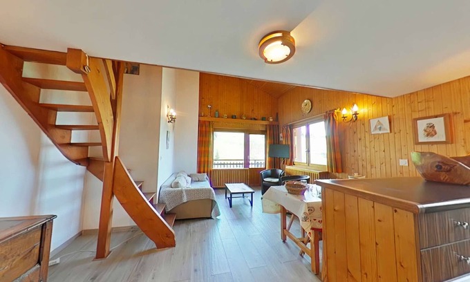 Le Grand-Bornand Apartment | 3-room apt with mezzanine, sleeps 6, near shops and slopes, covered parking