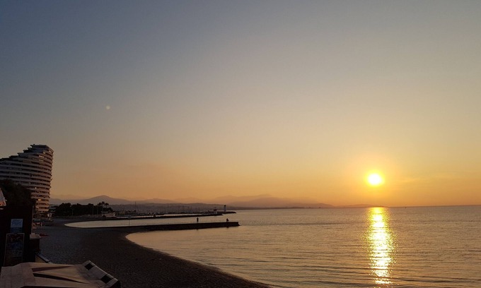 Villeneuve Loubet Beach Apartment | 3 rooms sea view not overlooked direct beach access to Marina