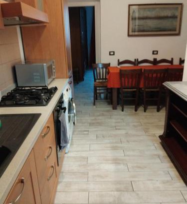 Ponte Seveso Apartment | 3 rooms station Central free parking