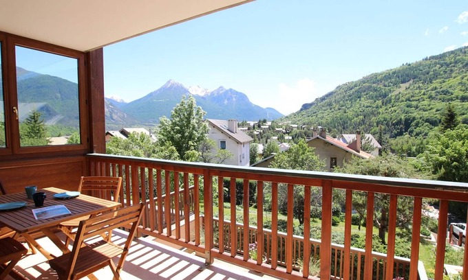 Forville Apartment | 3-star Apartment, 3 rooms, 6 ppl, terrace, garage - Briançon