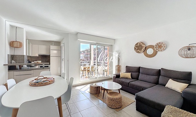 Cavaliere Apartment | 3-star apartment with terrace 150m from Cavalière beach