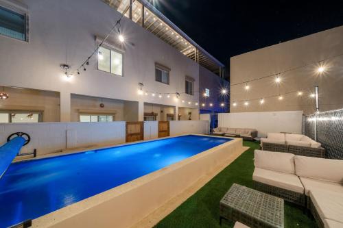 Cholla Bay House | 3 Story Home 3BR 2BA with Rooftop View and Heated Pool