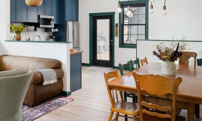 Nashville Apartment | 3-West: Luxe 3BR in Downtown Nashville, IN w/Rooftop Patio