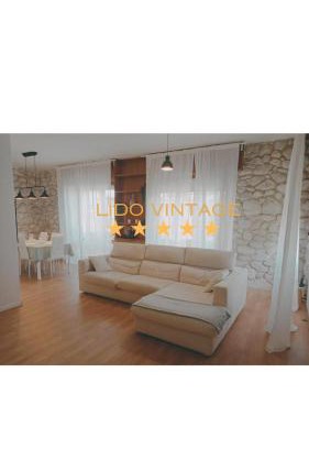 Lido di Camaiore Villa | 300 mt from the Sea - Free Parking - Wi-fi AC & Prime Video