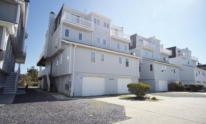 Sea Isle City Condo | 3006 Marine Place South