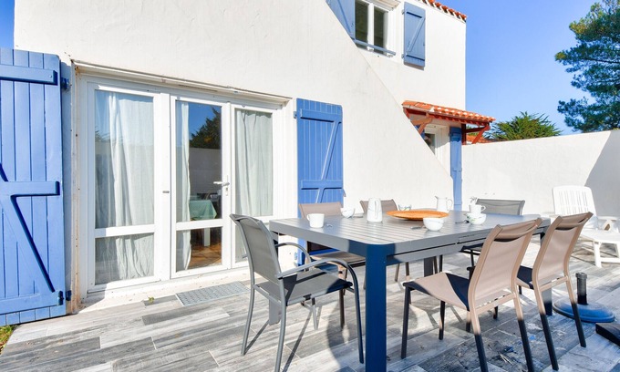 La Gueriniere Ski Chalet | 300m from the beach, house for 6 people