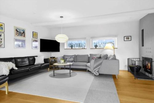 Saksild Strand House | 30476-Odder-Hulager-9