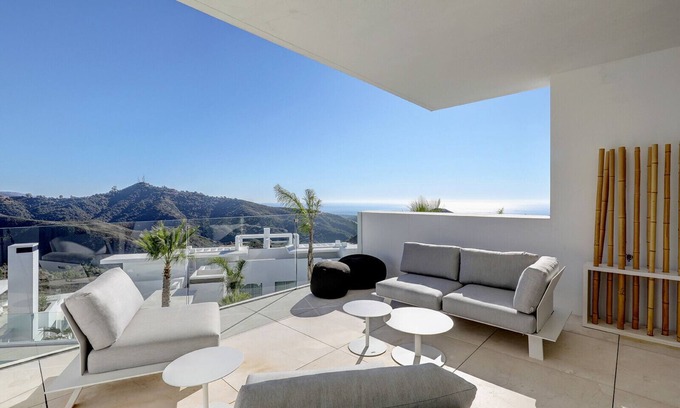 Ojen Apartment | 3059 Luxury Escape with Sea Views in Palo Alto