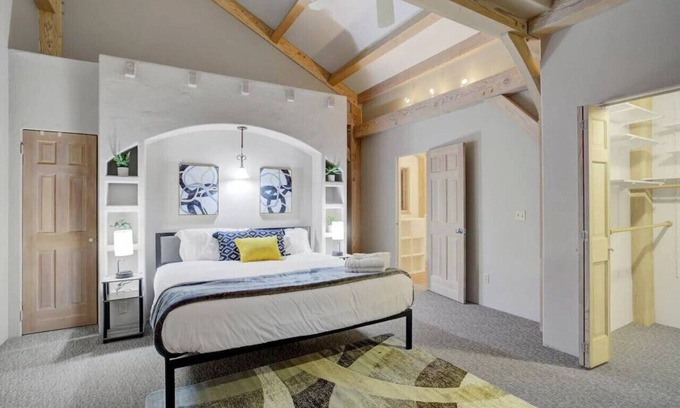 Sleepy Hollow House | 325) Most comfortable beds in California!