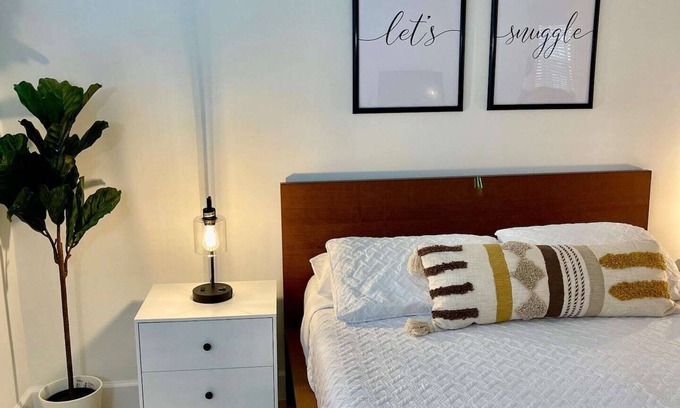 Mission Bay Apartment | 360A - Boca Retreat w/Pool, Parking, Near Evert Tennis & Shops