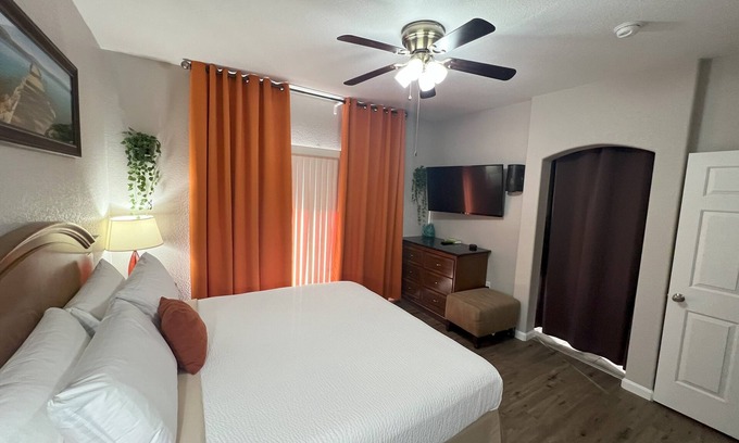 Yuma House | 365 Sunshine of Yuma (3 bedrooms & 2.5 bath)