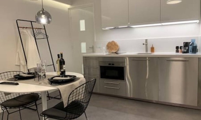 Delft Apartment | 38A Asvest · Hidden Gem of Delft heart of city center Delft