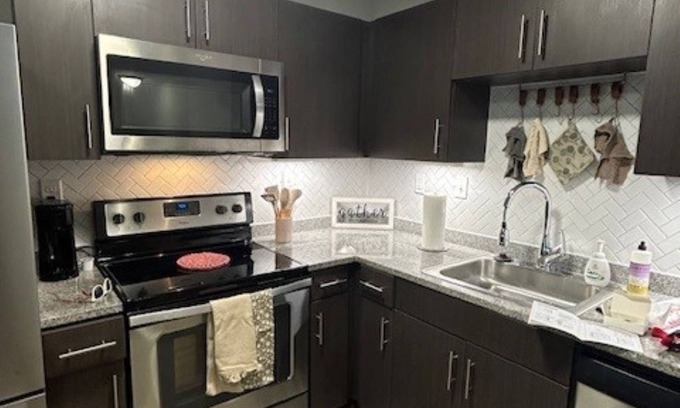 Tuscaloosa Apartment | 3bd/3ba condo in Tuscaloosa 2m to Bryant Denny and less than a mile from campus!