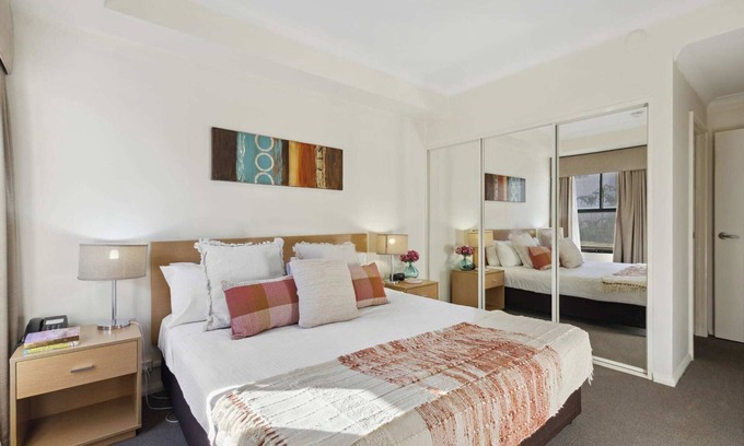 Northbridge Apartment | 3BDR 2BTH 1PRK - Northbridge Townhouse