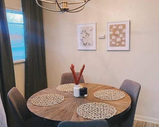 Amarillo House | 3BR 2min from I-40,near DT, 21 min Palo Duro