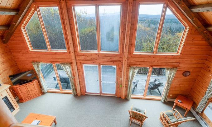 Jackman Cabin | 3BR Cabin –Snowmobilers and Hunters Paradise