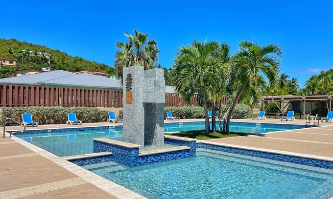 Frydendal Condo | 3BR condo w/Pool - walk to the beach in 5 mins!