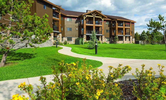 West Yellowstone Condo | 3BR Worldmark Resort Condo sleeps8! One of the Best!! 1 minute to the Park Gate!